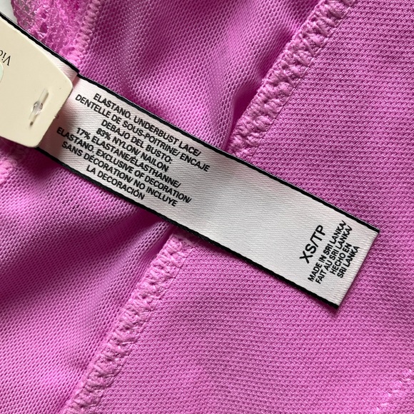 Victoria’s Secret lace sports bra lined and adjustable brand new - Picture 7 of 9